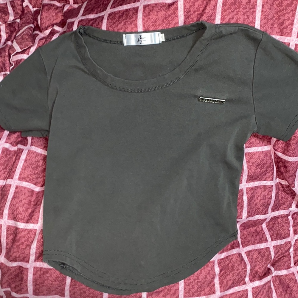 *Ships Today* Gray Top
